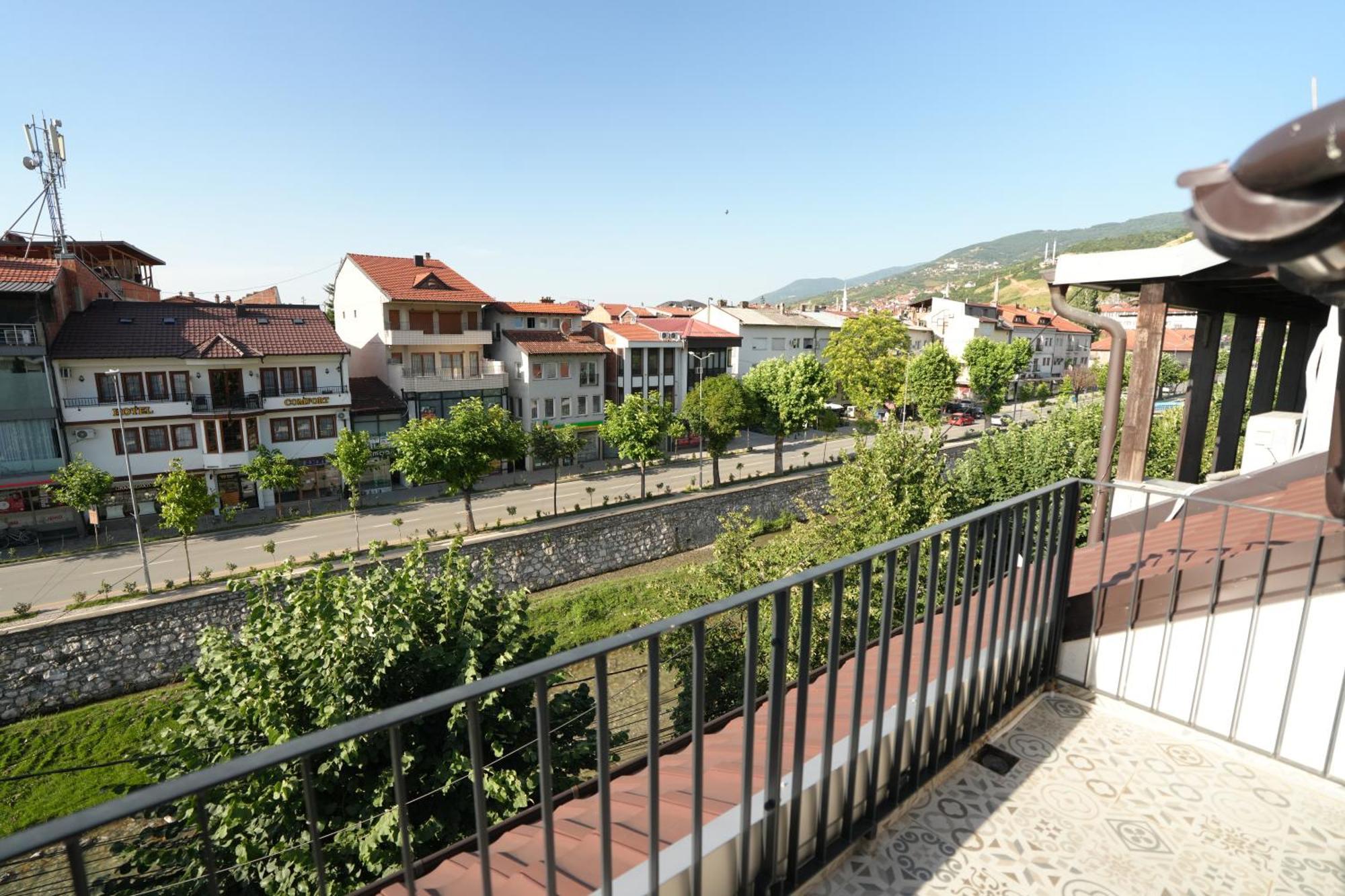 Biond Hotel Prizren Exterior foto