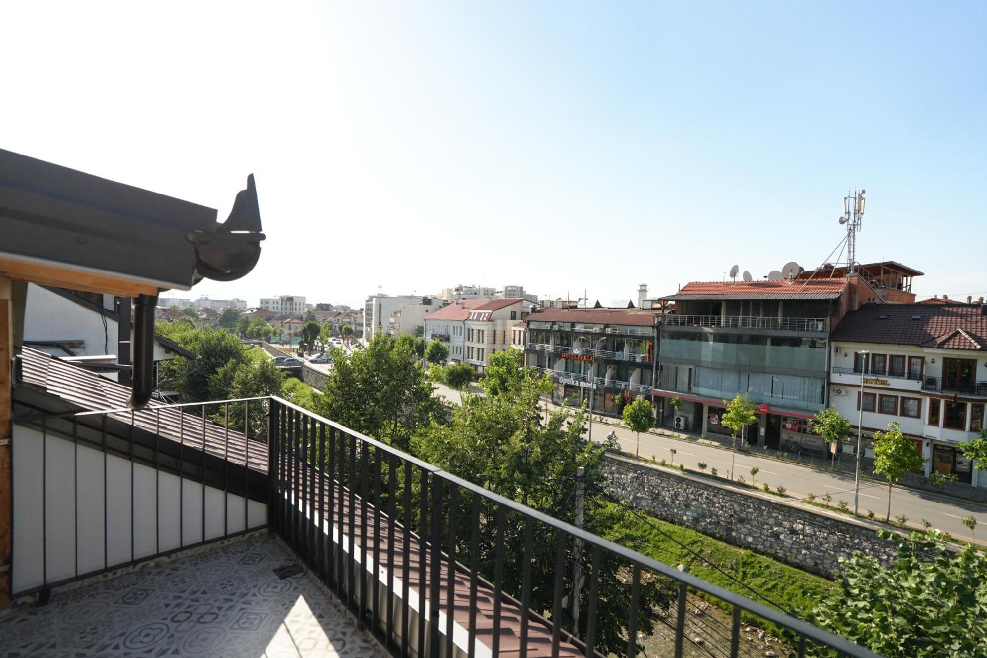 Biond Hotel Prizren Exterior foto