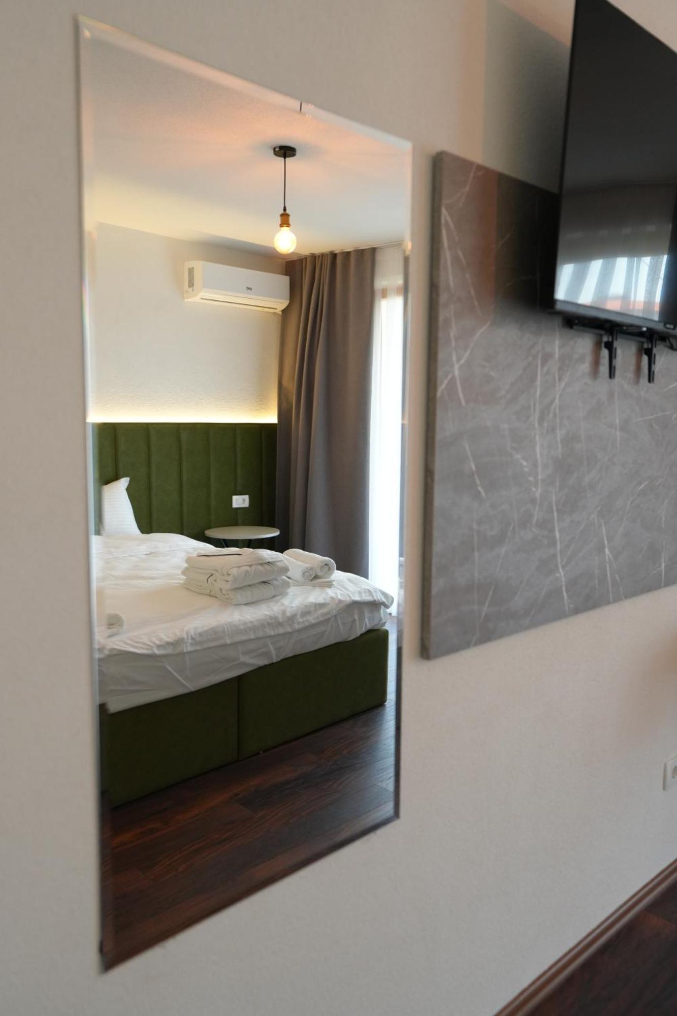 Biond Hotel Prizren Exterior foto