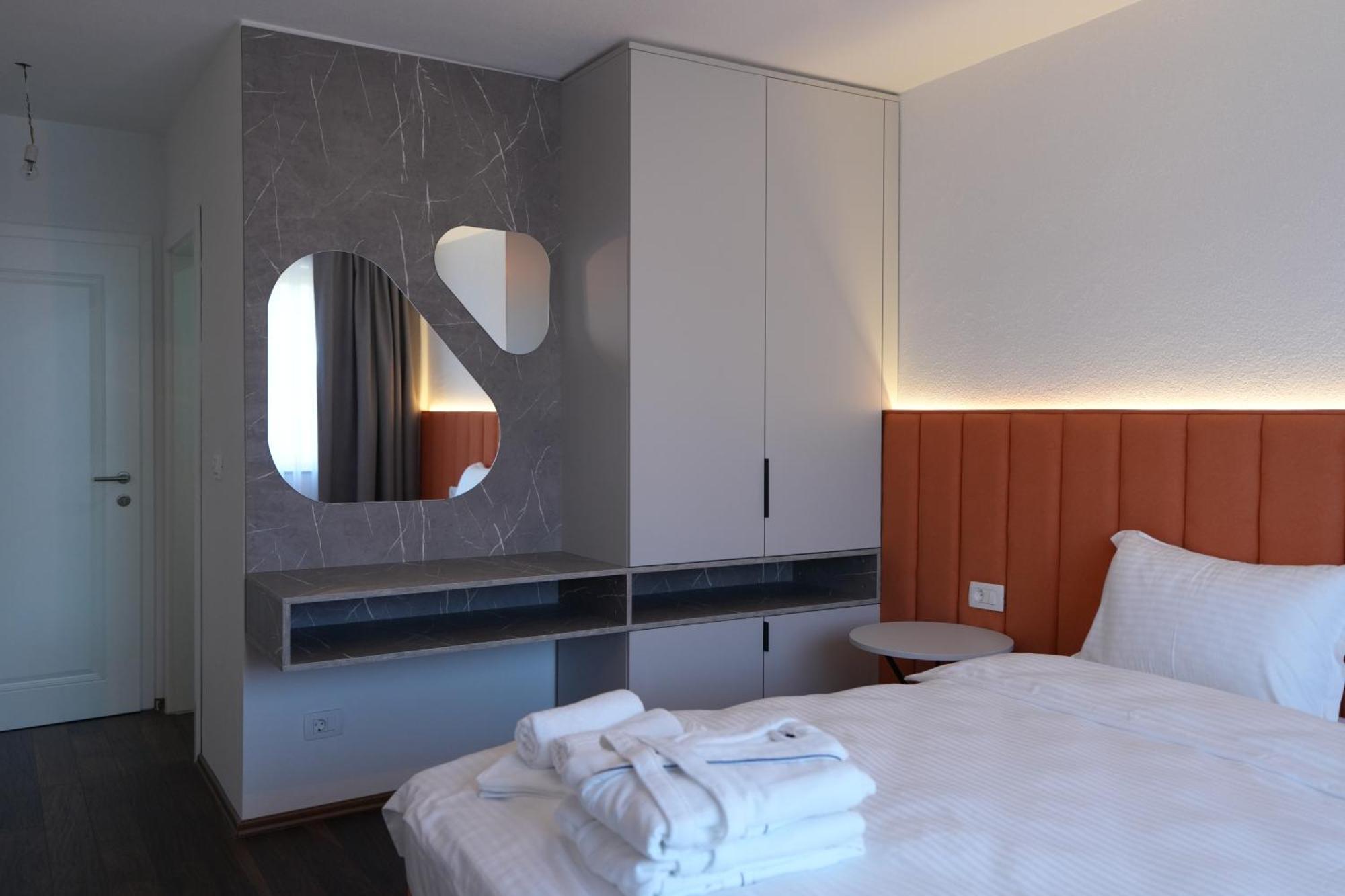 Biond Hotel Prizren Exterior foto